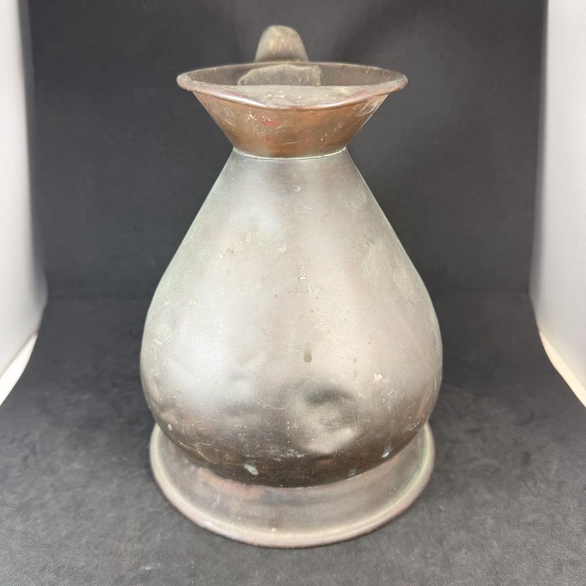 Large Copper Measuring Jug. 1/2 Gallon.