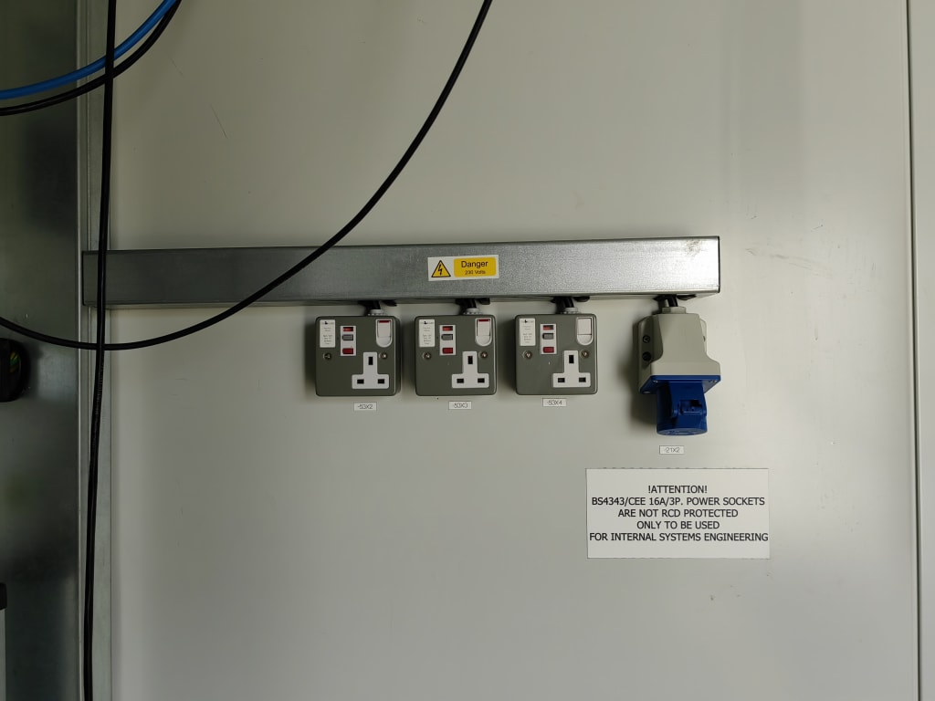 cont2-16.jpg