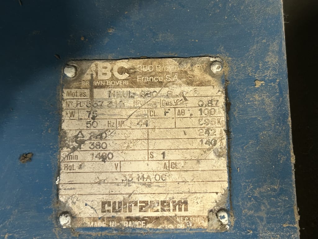EU533164_7.jpg