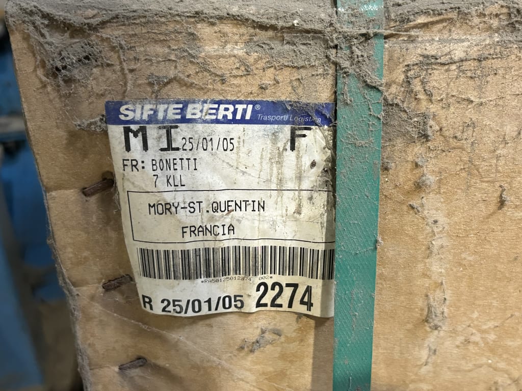 EU533179_4.jpg