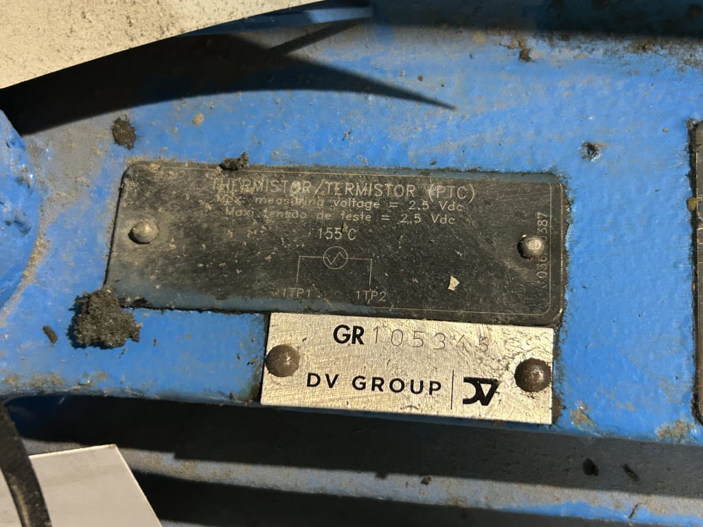 EU533159_8.jpg