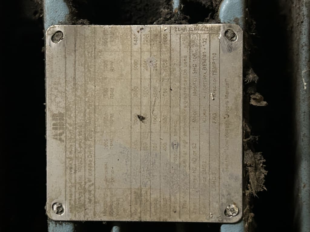 EU533125_3.jpg