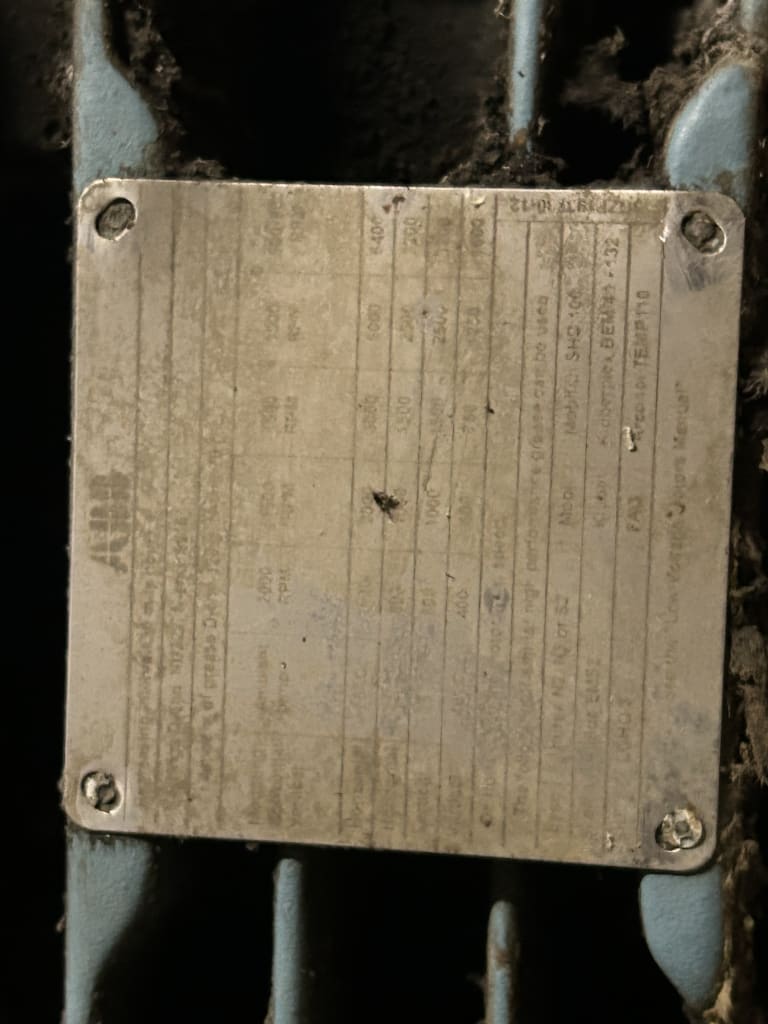 EU533125_4.jpg