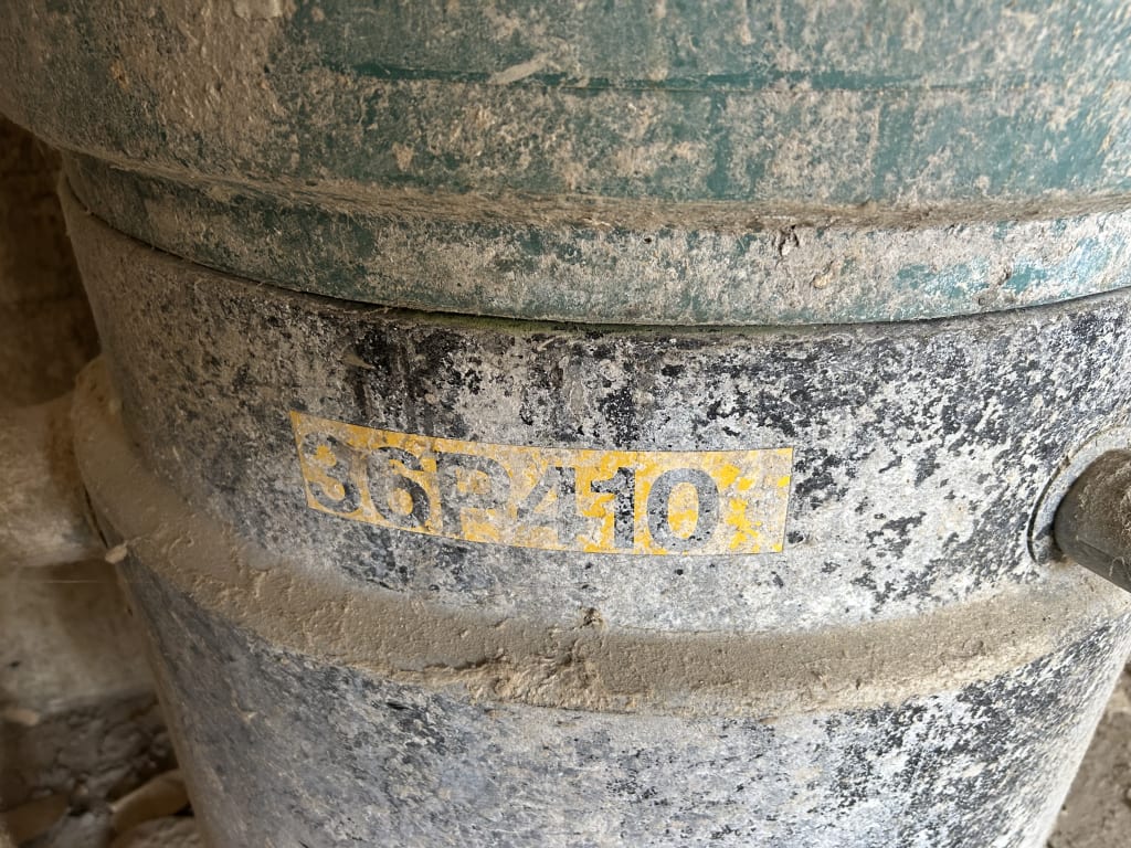 EU533103_2.jpg