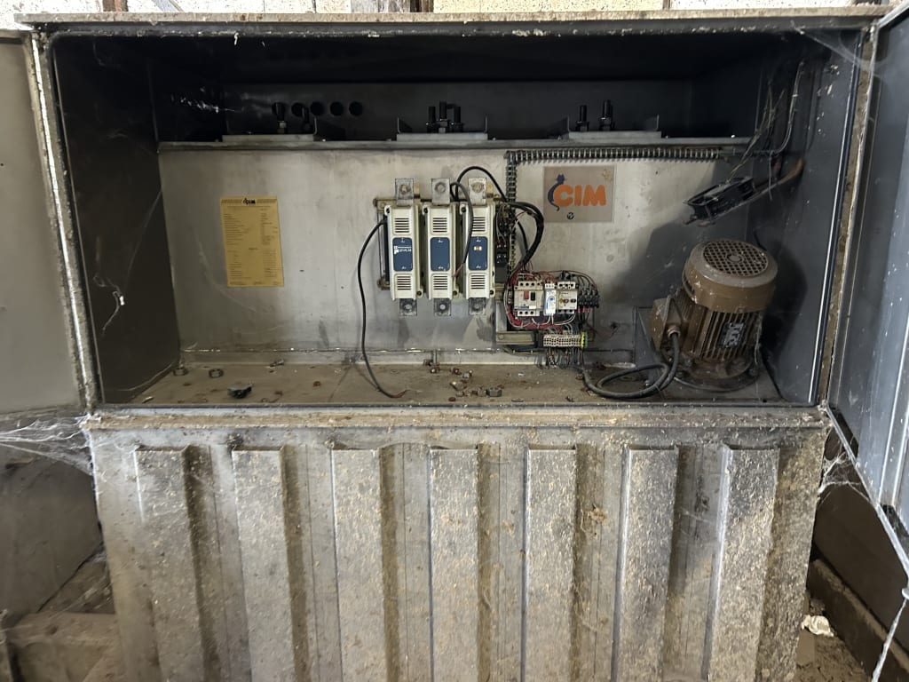 EU533109_2.jpg
