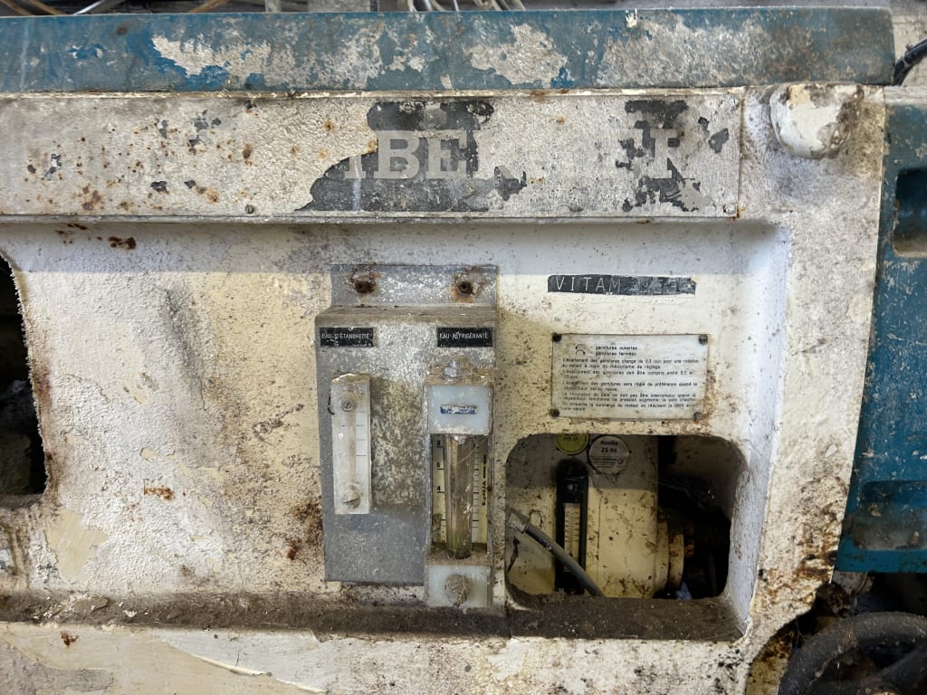 EU533131_5.jpg