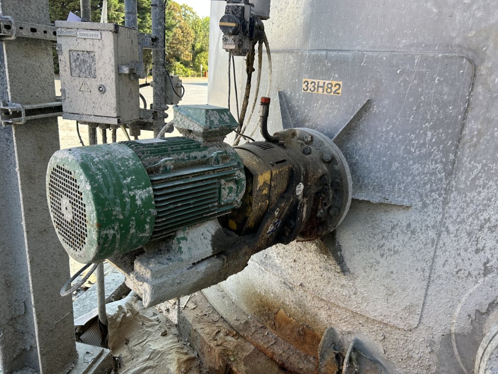 EU533097_9.jpg