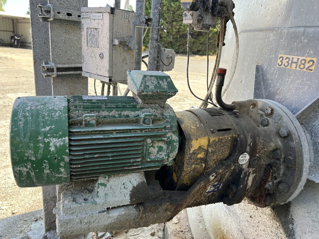 EU533097_17.jpg