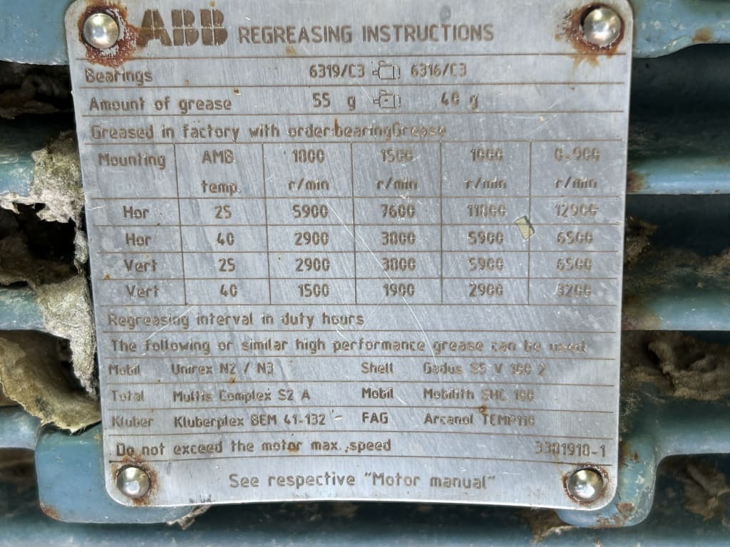 EU533097_27.jpg