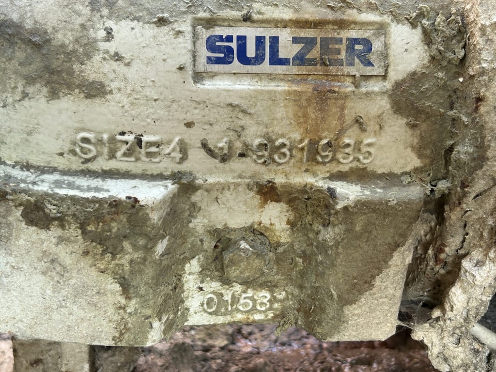 EU533097_34.jpg