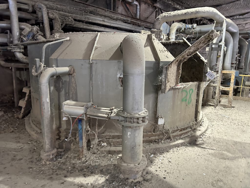 EU533121_12.jpg