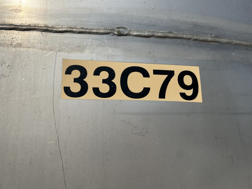 EU533098_3.jpg