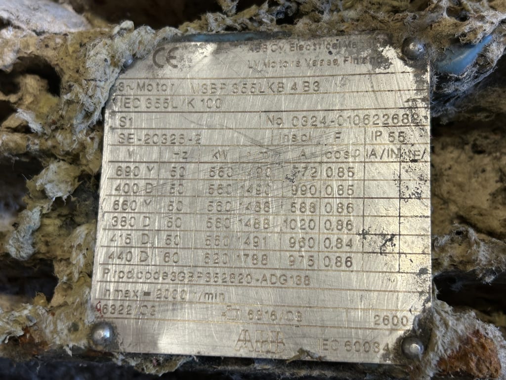 EU533100_5.jpg