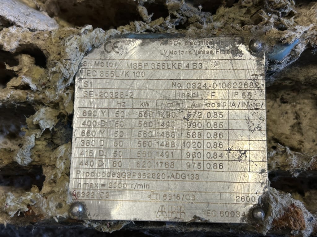 EU533100_6.jpg