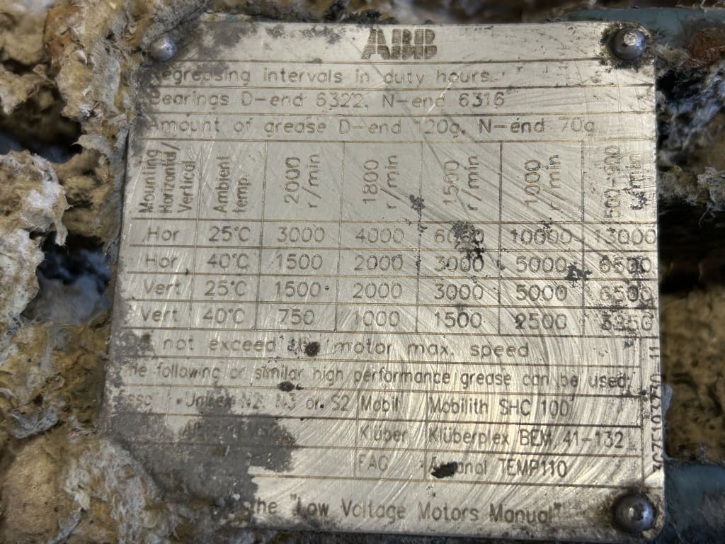 EU533100_8.jpg