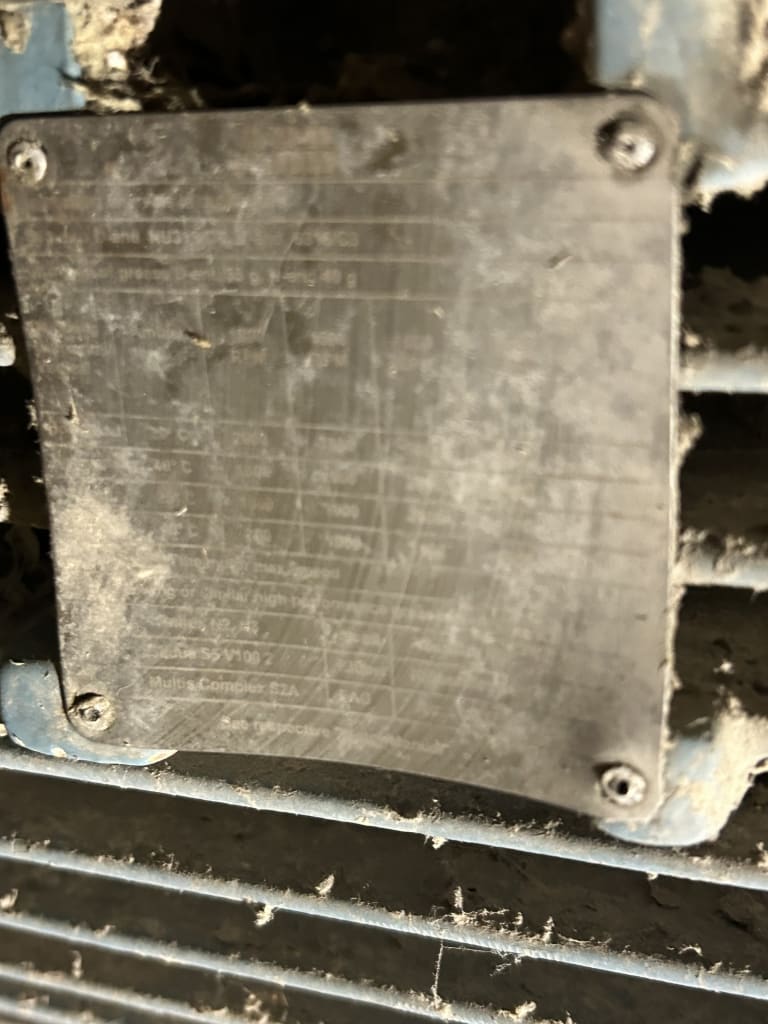 EU533116_12.jpg