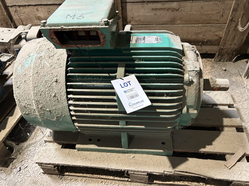 EU533145_1.jpg