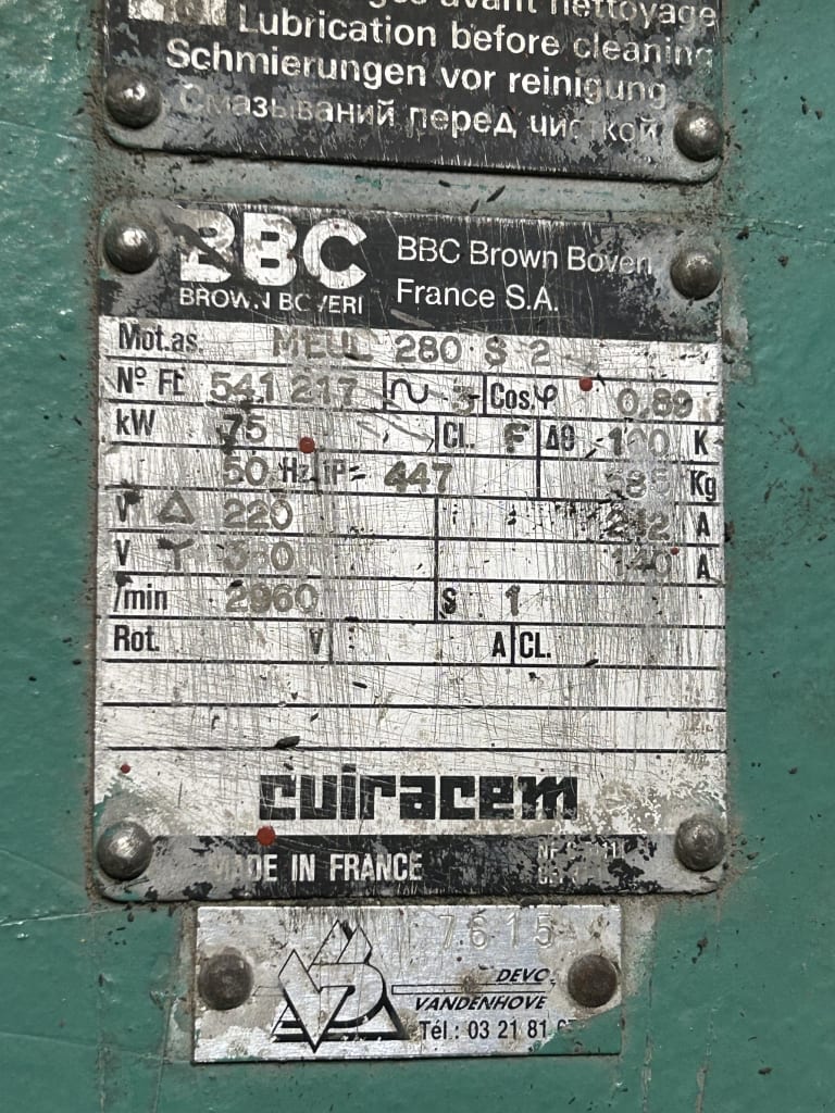 EU533145_4.jpg