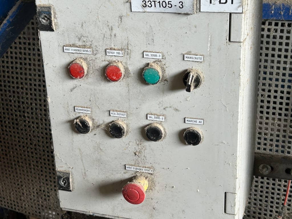 EU533119_10.jpg