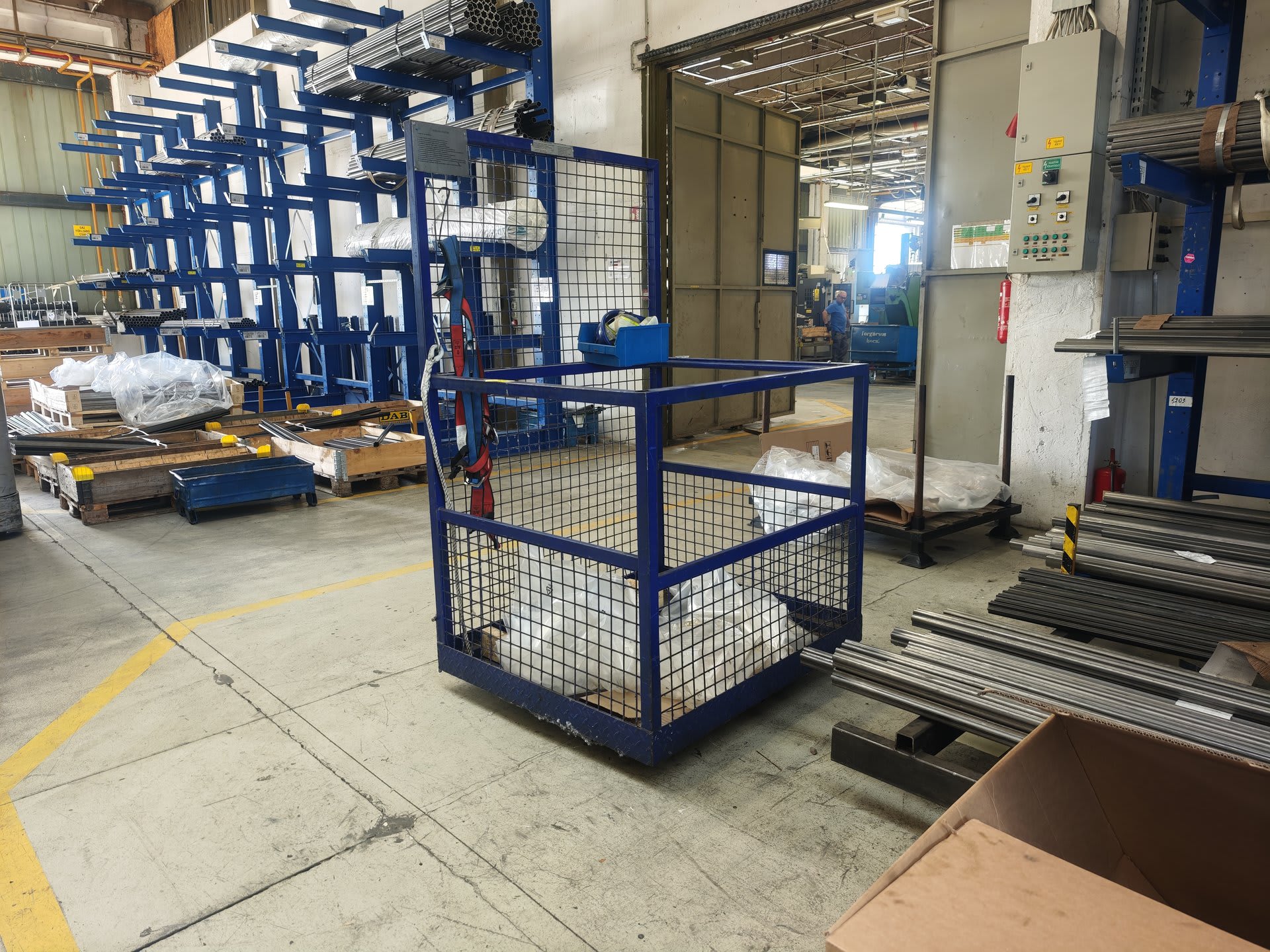 Personnel basket TRIPLEX TARGO TRX 250