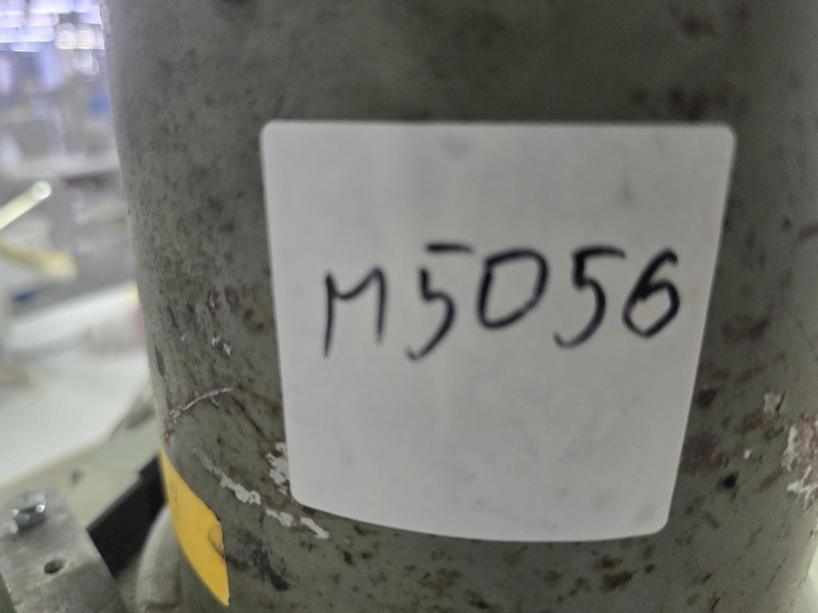 8030728_07.jpg