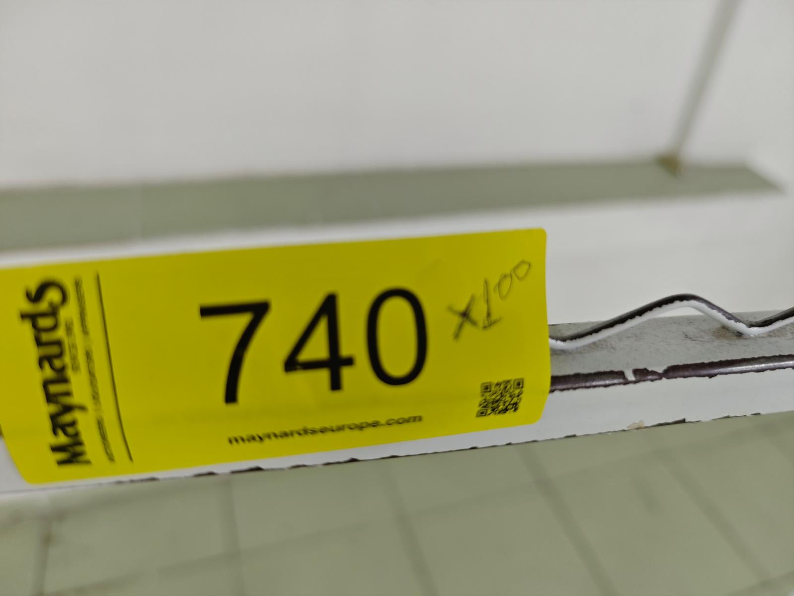 8030740_03.jpg