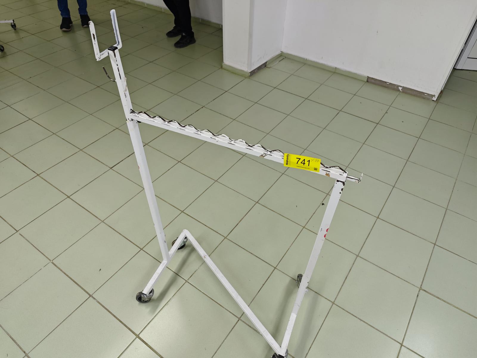 8030741_04.jpg