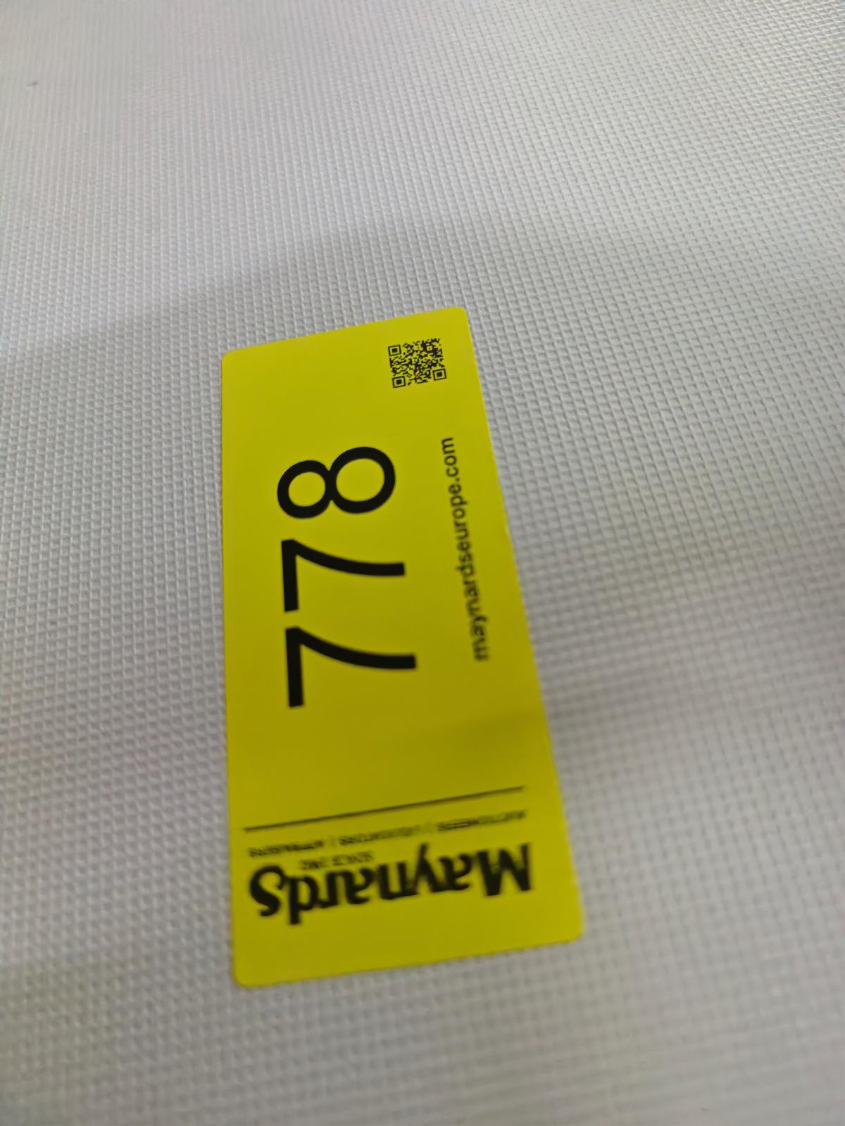 8030778_99.jpg