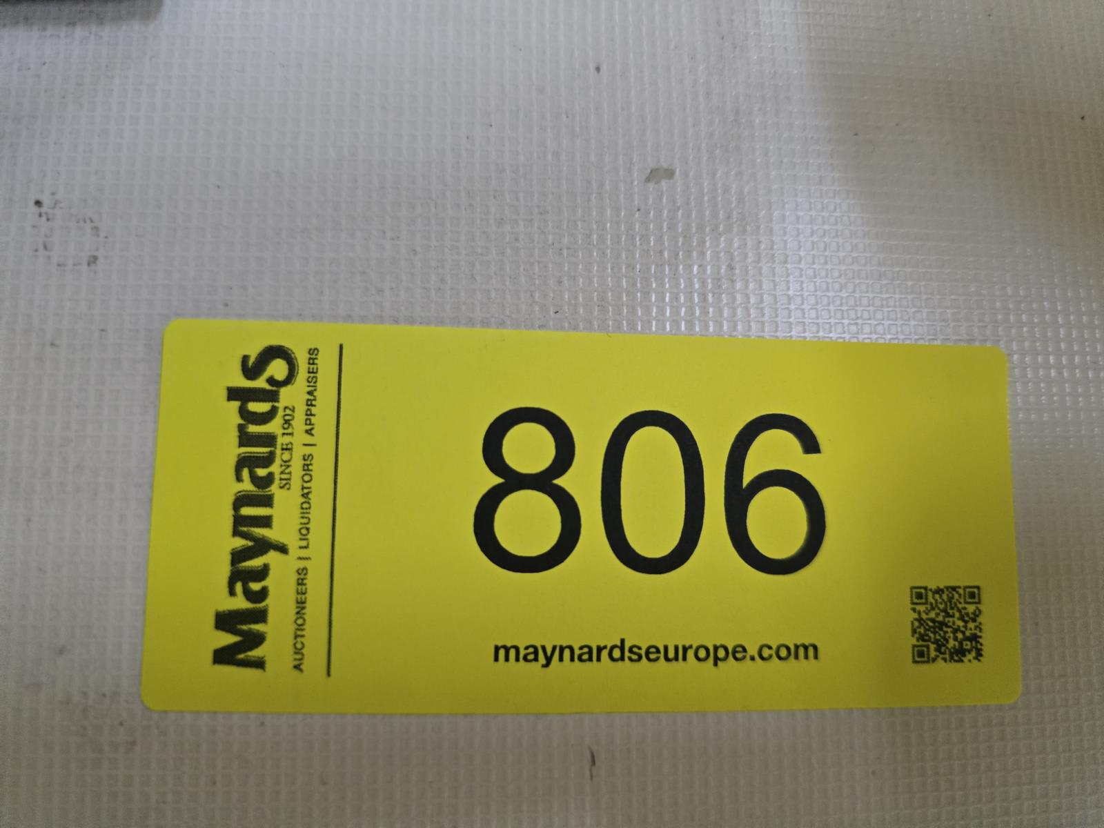 8030806_99.jpg