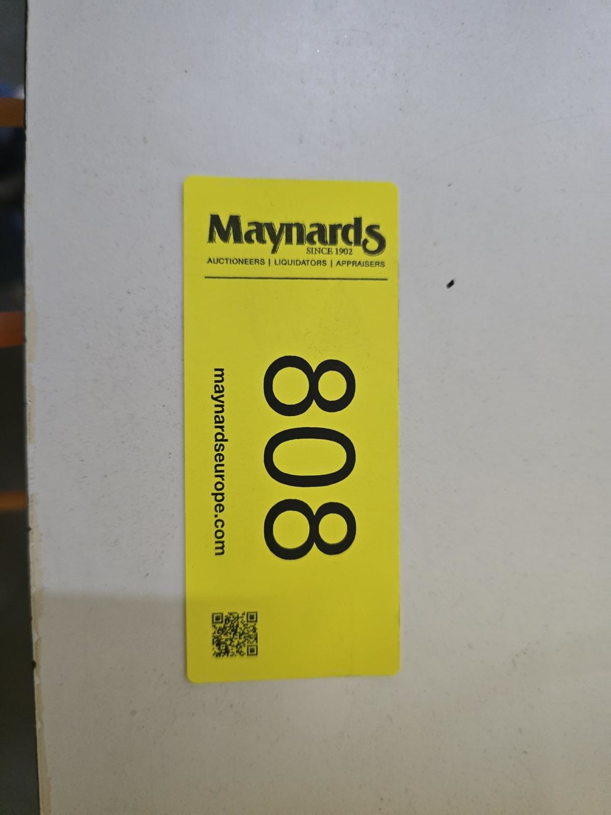 8030808_99.jpg