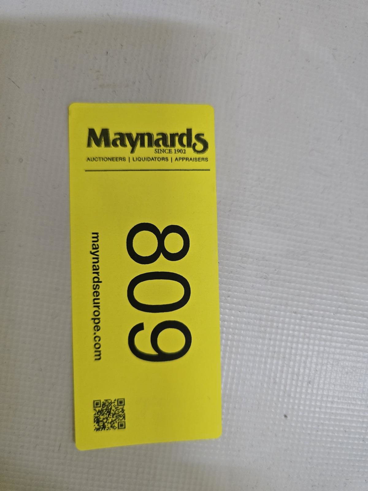 8030809_99.jpg