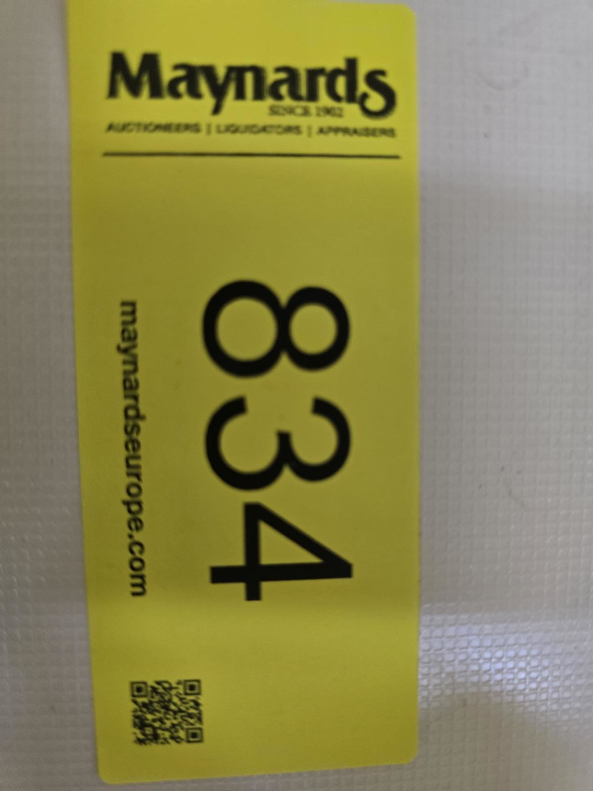 8030834_99.jpg