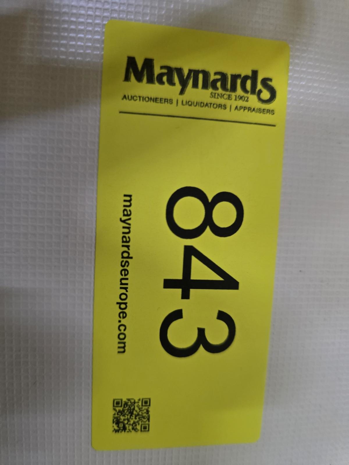 8030843_99.jpg