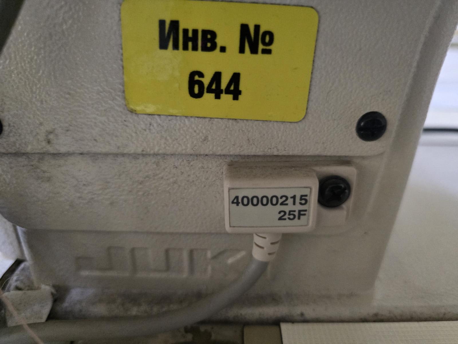 8030843_05.jpg