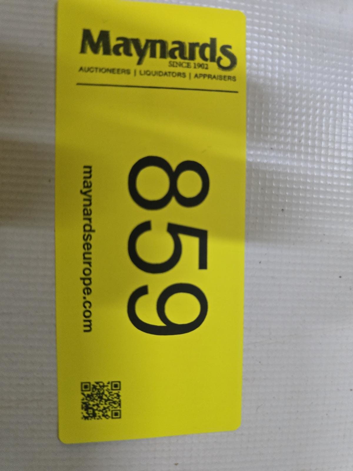 8030859_99.jpg