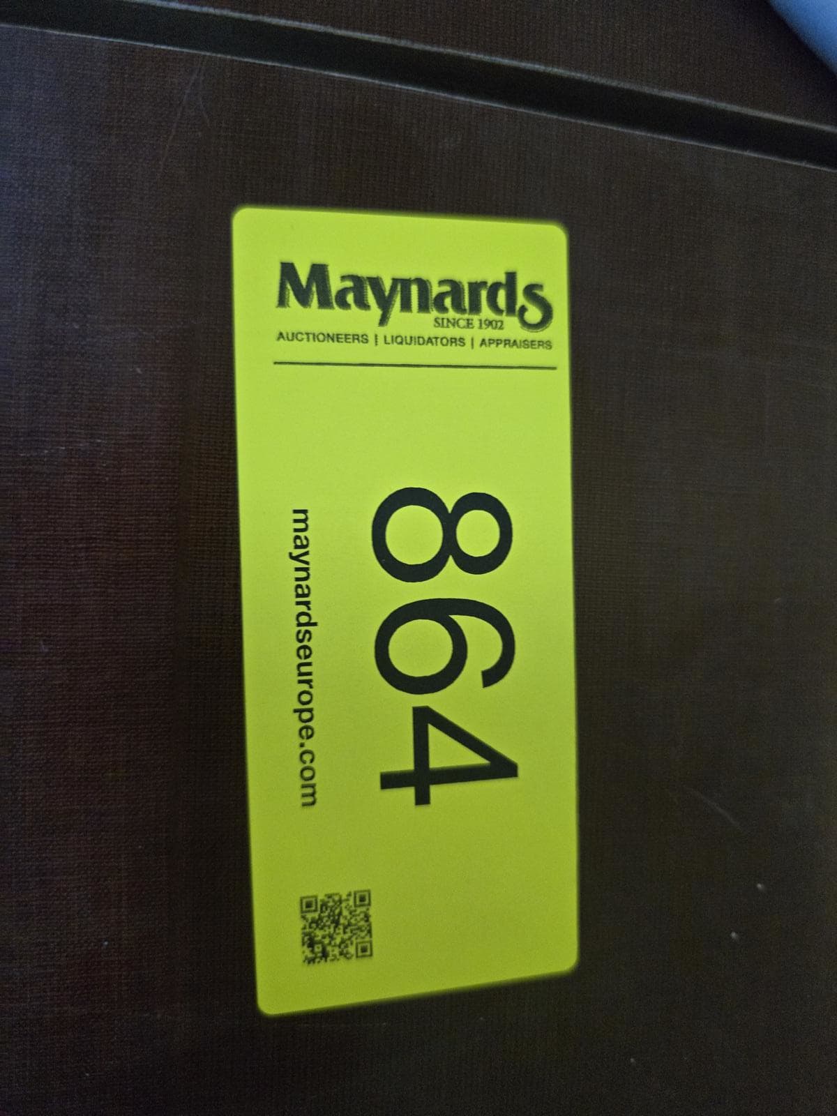 8030864_99.jpg