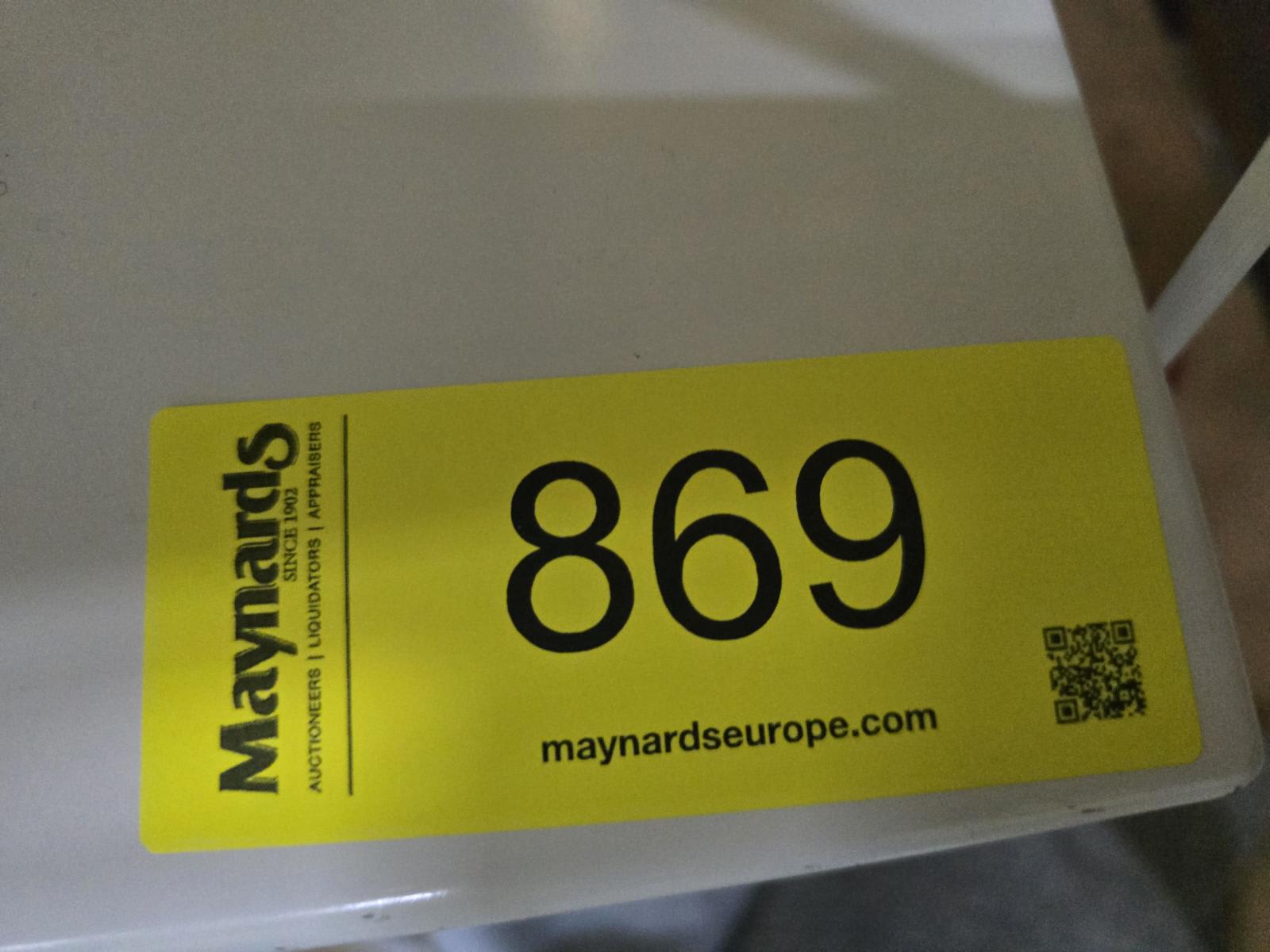 8030869_99.jpg