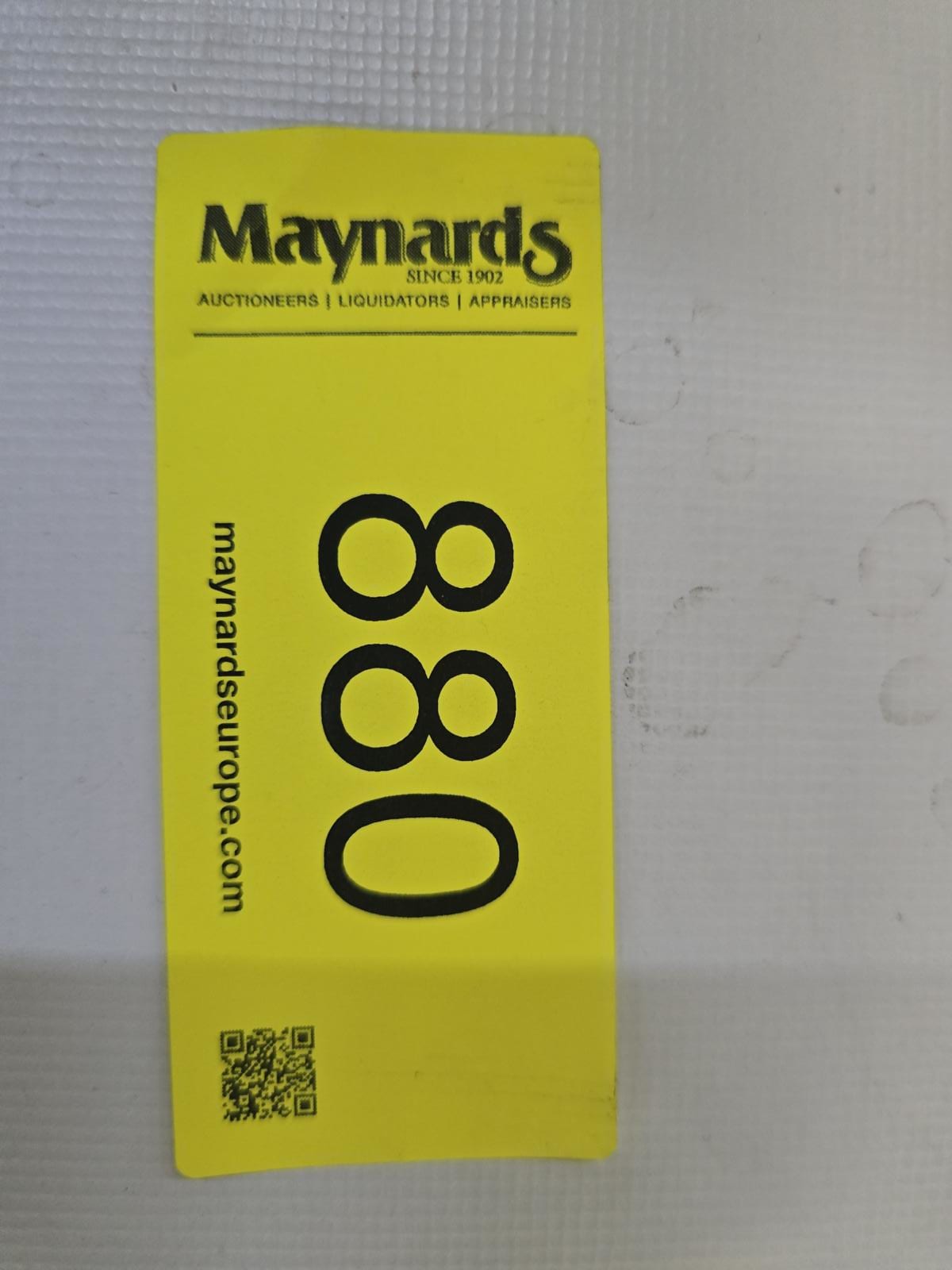 8030880_99.jpg