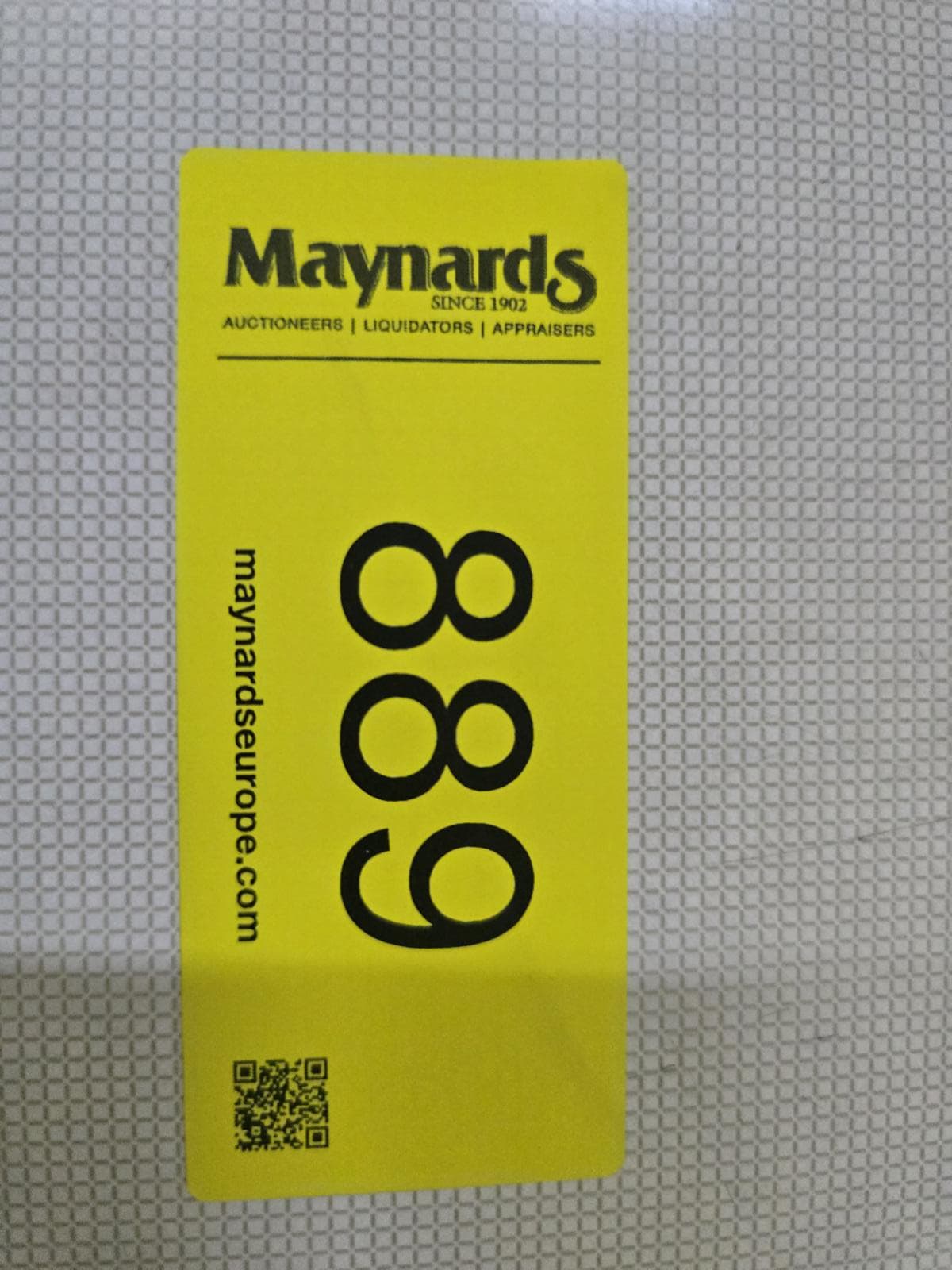 8030889_99.jpg