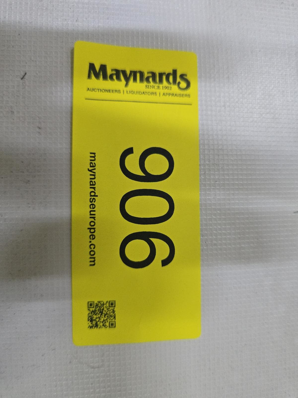 8030906_99.jpg
