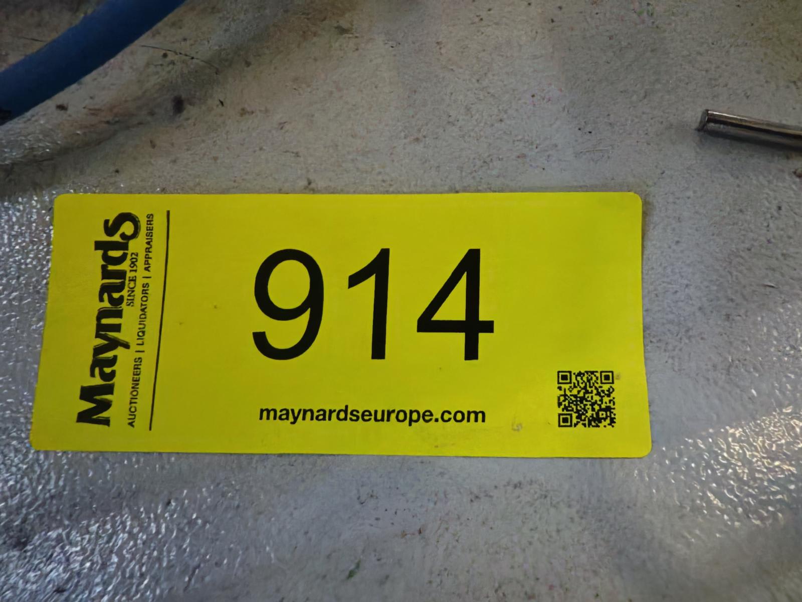 8030914_99.jpg