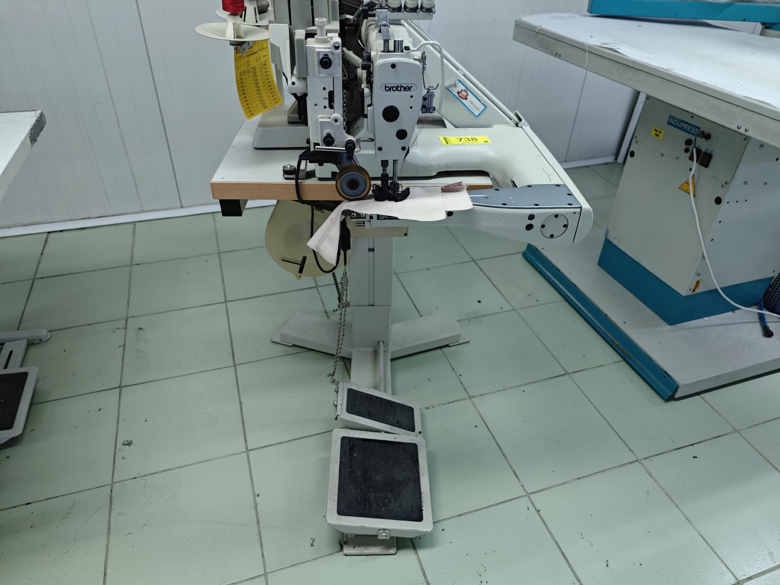 8030738_05.jpg