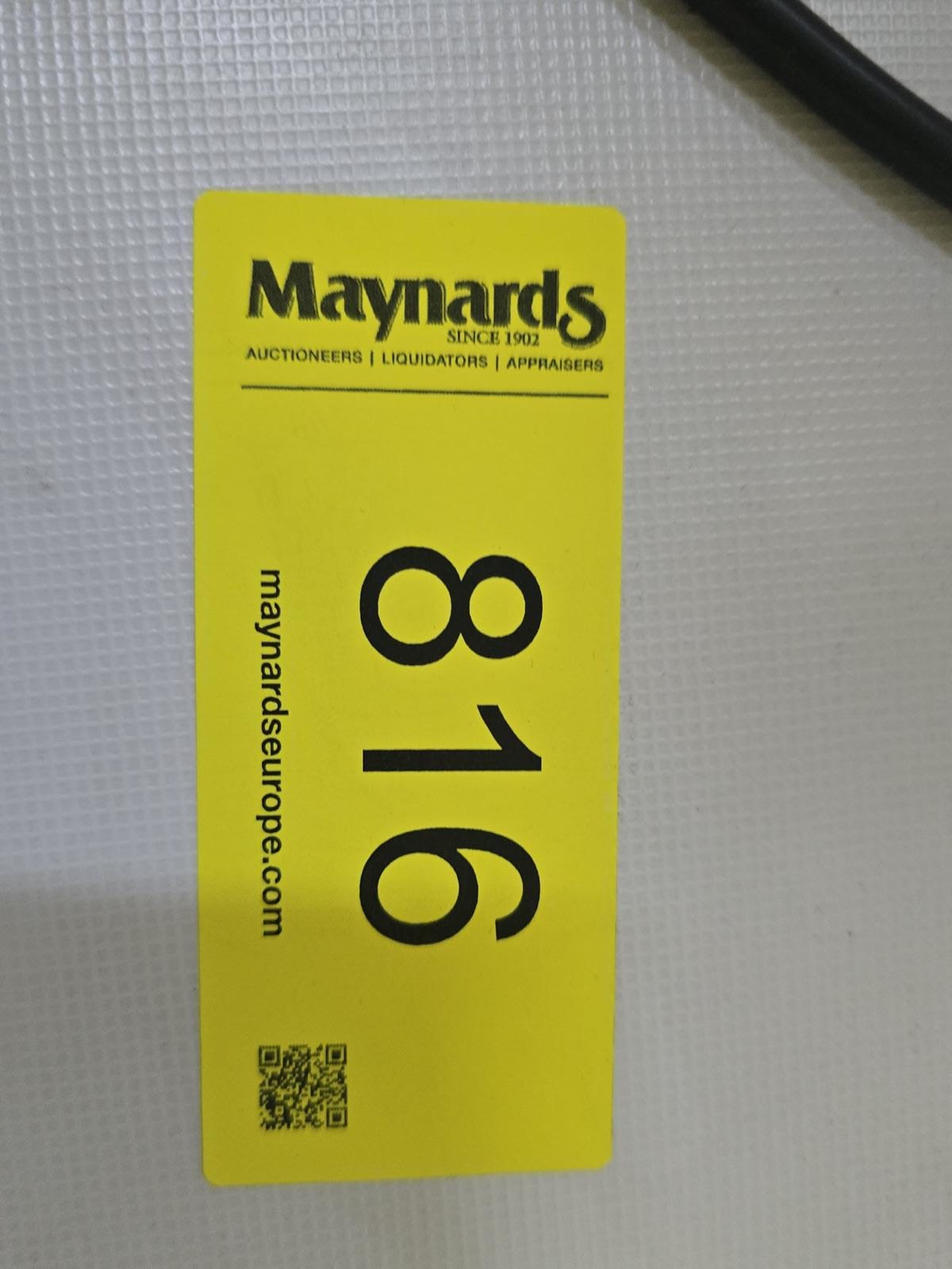 8030816_99.jpg