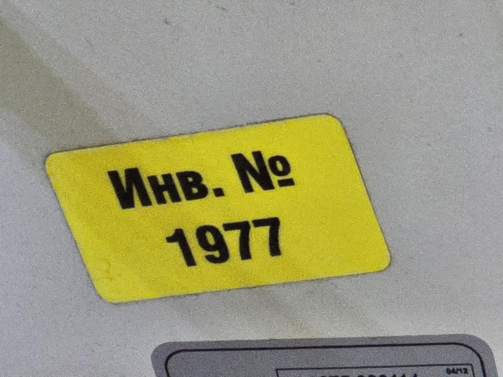 8030897_05.jpg