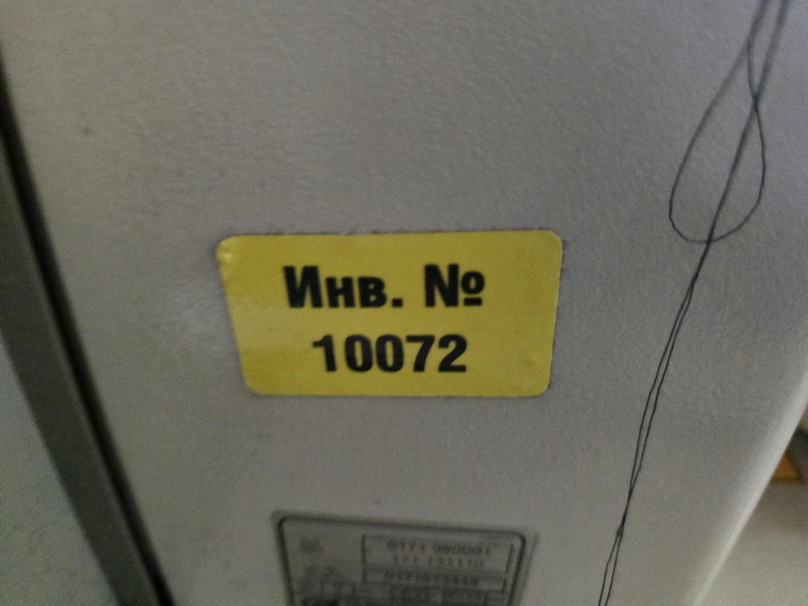 8030907_05.jpg
