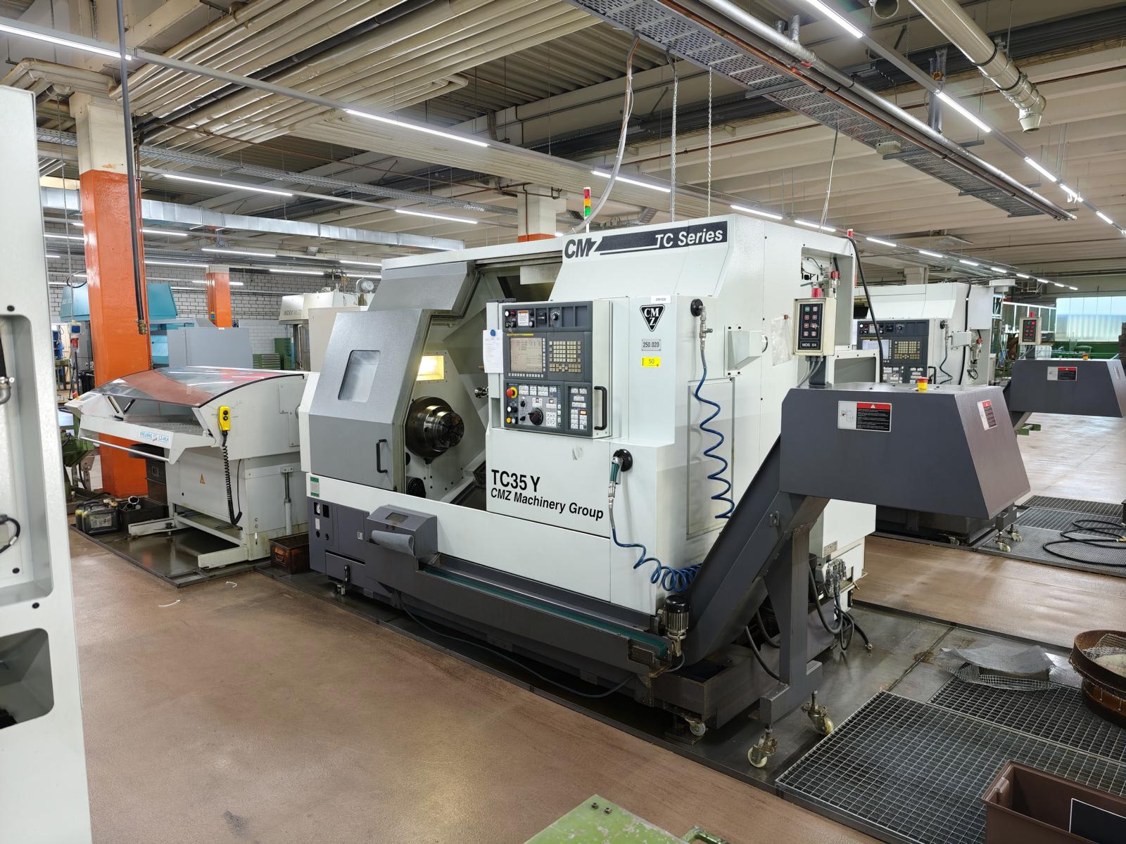 CNC Automatic Lathe with Bar Feeder CMZ TC 35 Y - 800 | 2015