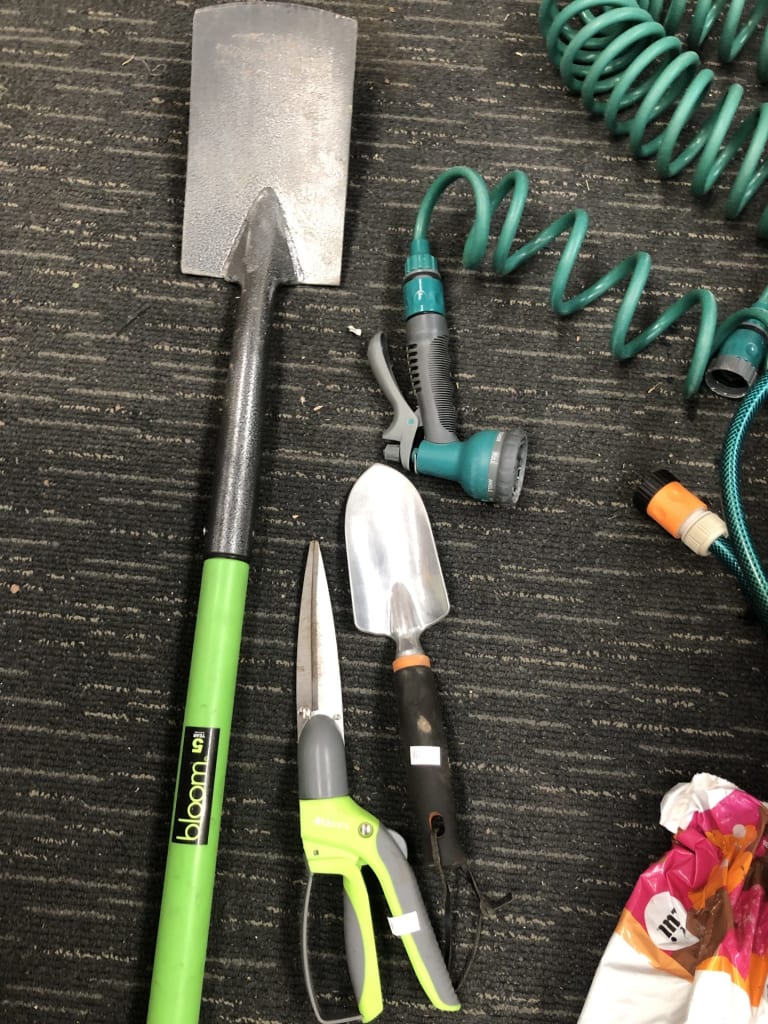 GARDEN TOOLS &amp; HOSES — NZ auction result