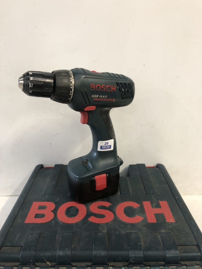 BOSCH 14.4V DRILL KIT — NZ auction result