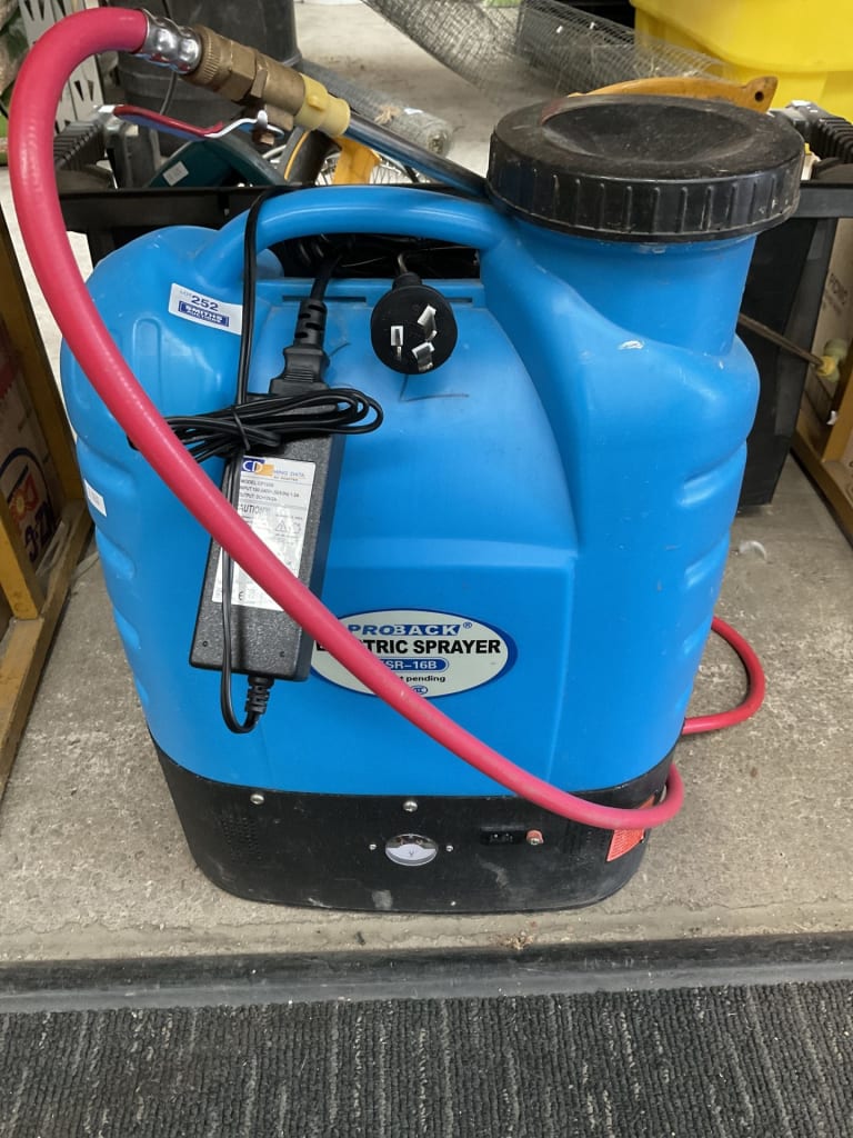 PRO-BACK ELECTRIC BACKPACK SPRAYER — NZ auction result