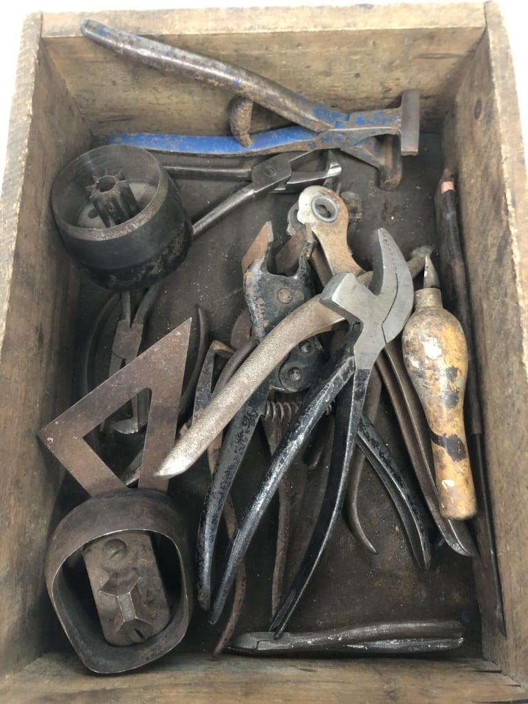 LEATHER WORKING TOOLS — NZ auction result